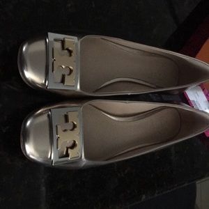 Tory Burch Mika 5.5